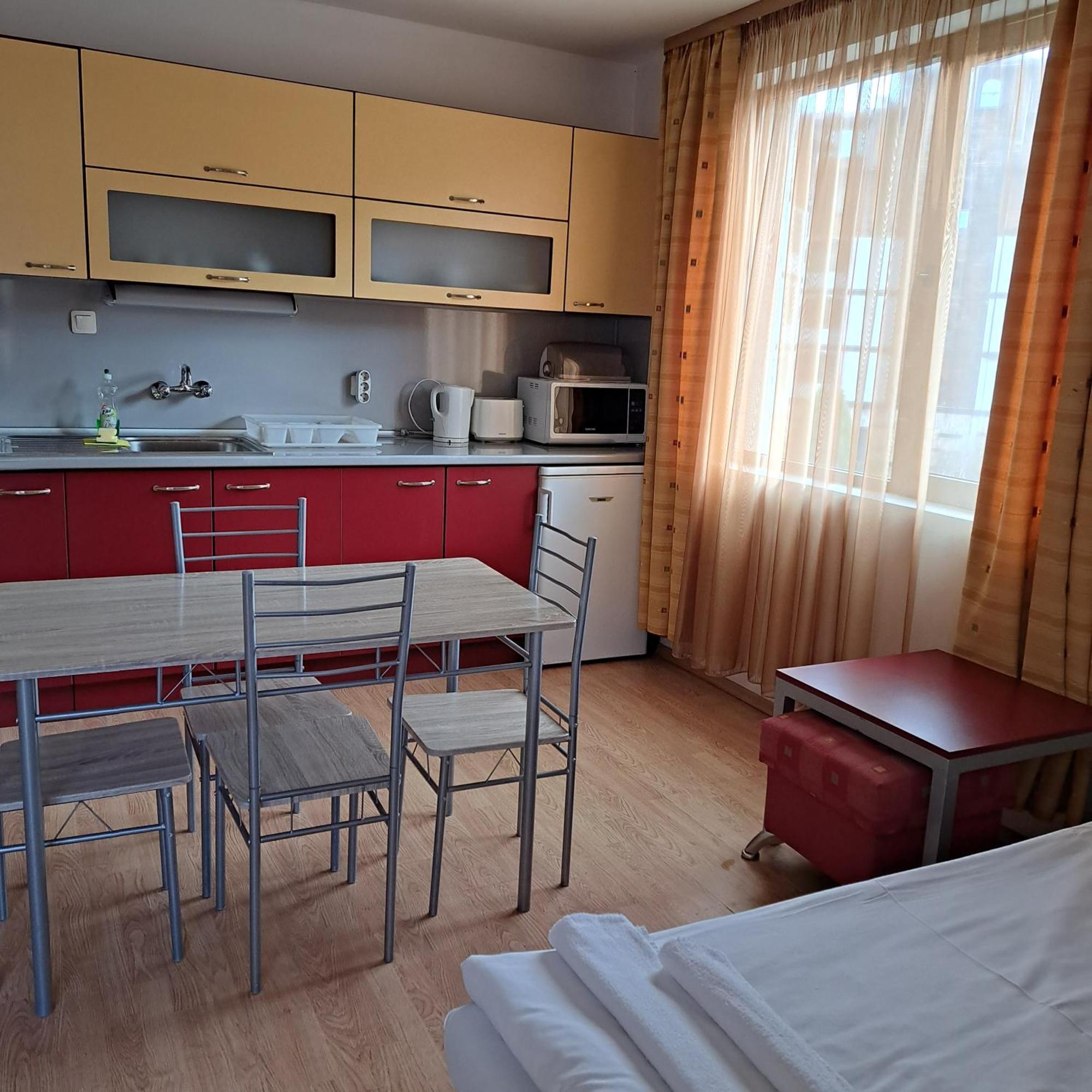 Todorini Kuli Bansko Quarto foto